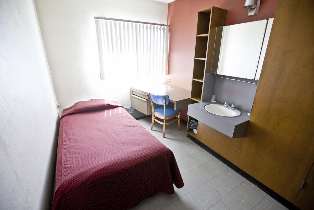 Résidences Campus Notre-Dame-de-Foy Saint-Augustin-de-Desmaures Habitación foto