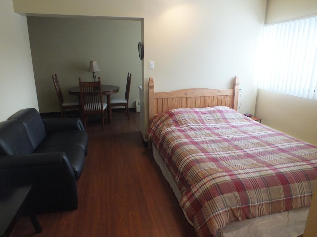 Résidences Campus Notre-Dame-de-Foy Saint-Augustin-de-Desmaures Habitación foto
