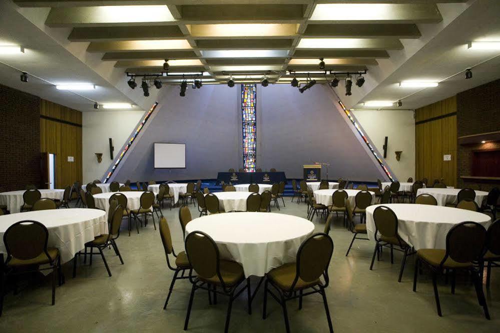 Résidences Campus Notre-Dame-de-Foy Saint-Augustin-de-Desmaures Exterior foto